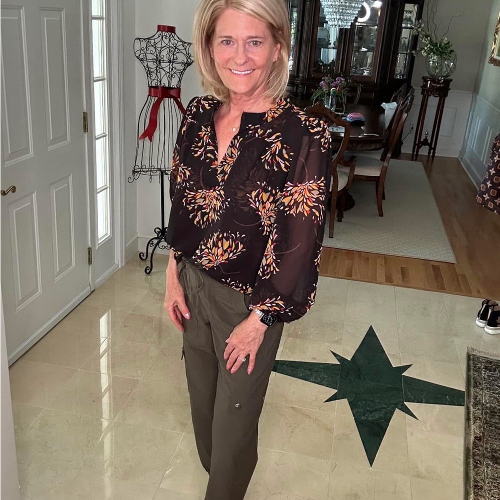 Fiesta Blouse by Cabi - Picture 8 of 15